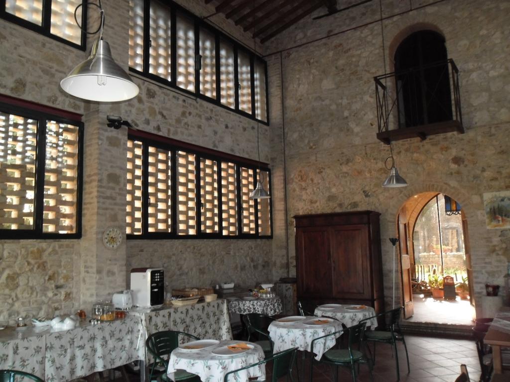 Agriturismo Santa Croce San Gimignano Exterior foto