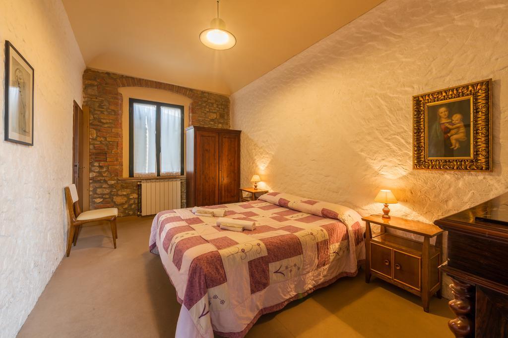 Agriturismo Santa Croce San Gimignano Zimmer foto