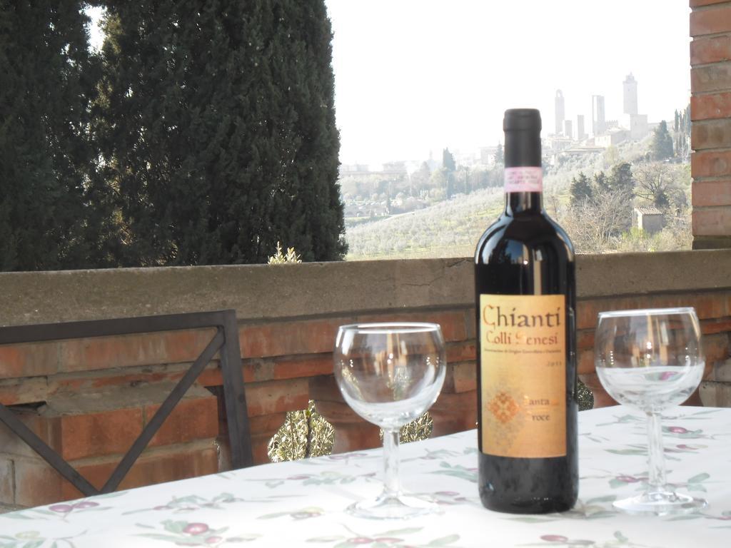 Agriturismo Santa Croce San Gimignano Zimmer foto